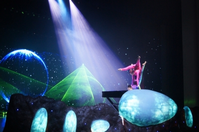 堅基地產丨夢幻桃劇秀 幸?？图胰?——“《桃花水母》大型夢幻舞臺秀”專場拓客活動圓滿